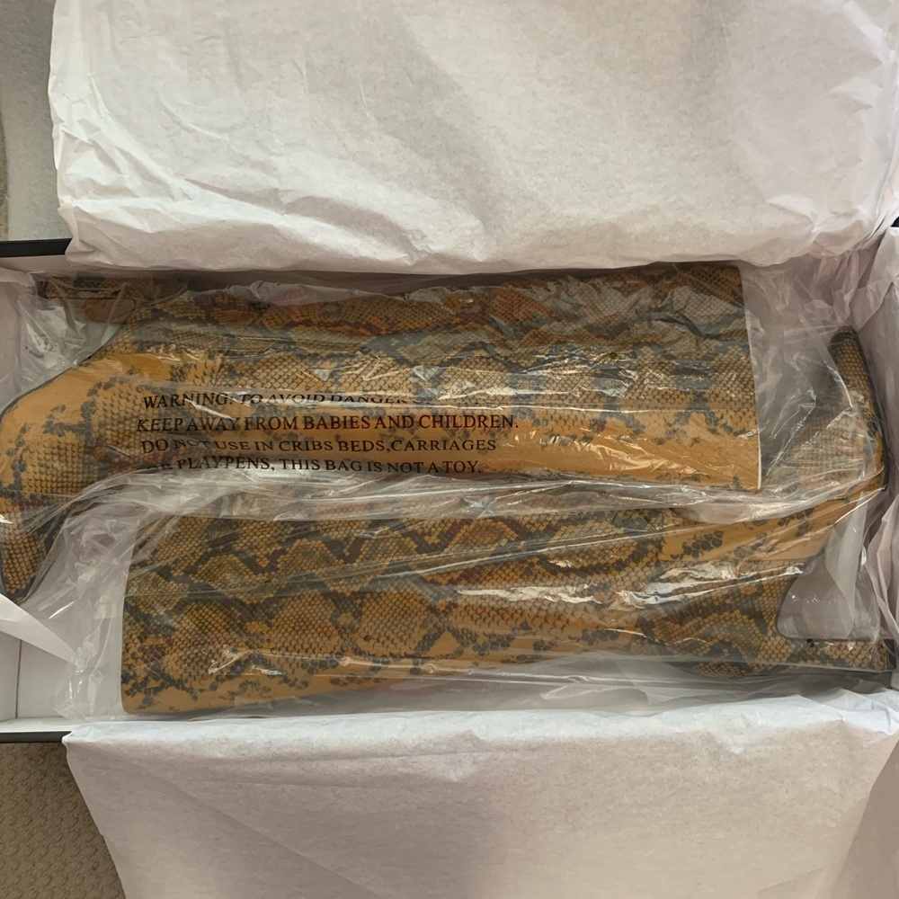 New Steven by Steve Madden snake print boots sz 6 - Picture 3 of 4